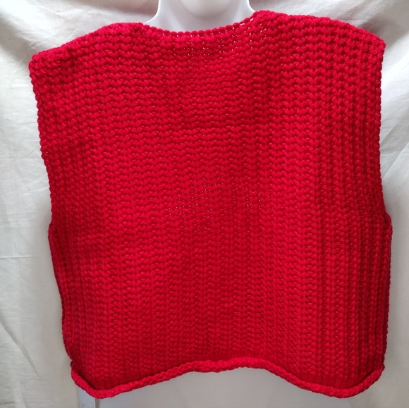 Commense Crochet Button Front Crop Sweater Vest. Small Bright Red - Picture 2 of 10